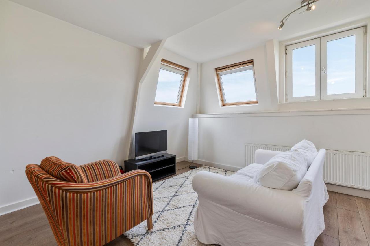 Central Top Floor Apartment With Private Balcony - Apt 3 Amsterdam Buitenkant foto